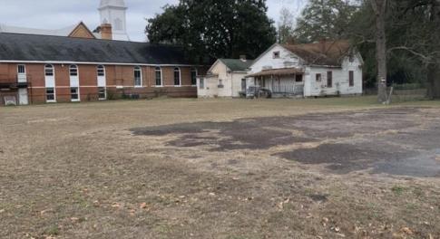 8CEF15A0-3E45-487E-9333-52E83EC4B716