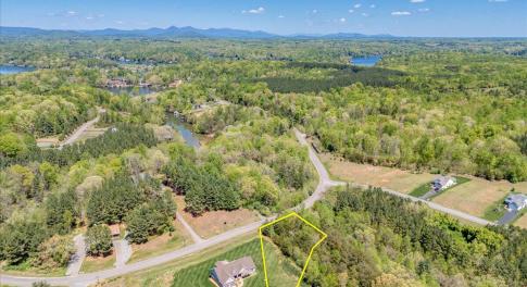 092-Lot 24 Pine Watch Cir 11