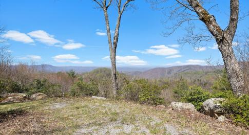 01-0 Mountainside Trail NE_04