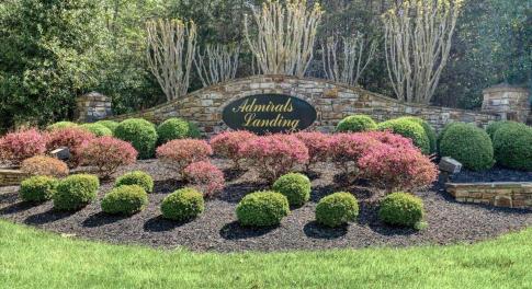 admirals landing entrance 2