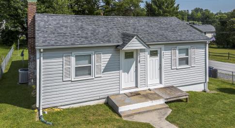 MLS 301 Walker St-3