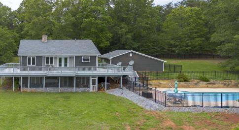 22 Seaman Circle