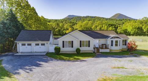 4165 Midland Trail Front